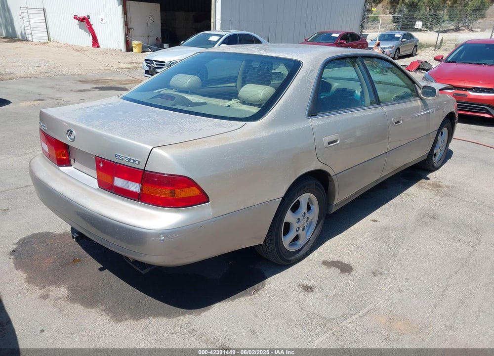 1997 LEXUS ES 300 VIN: JT8BF22G6V0063221