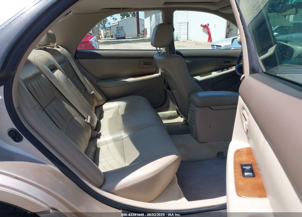 1997 LEXUS ES 300 VIN: JT8BF22G6V0063221