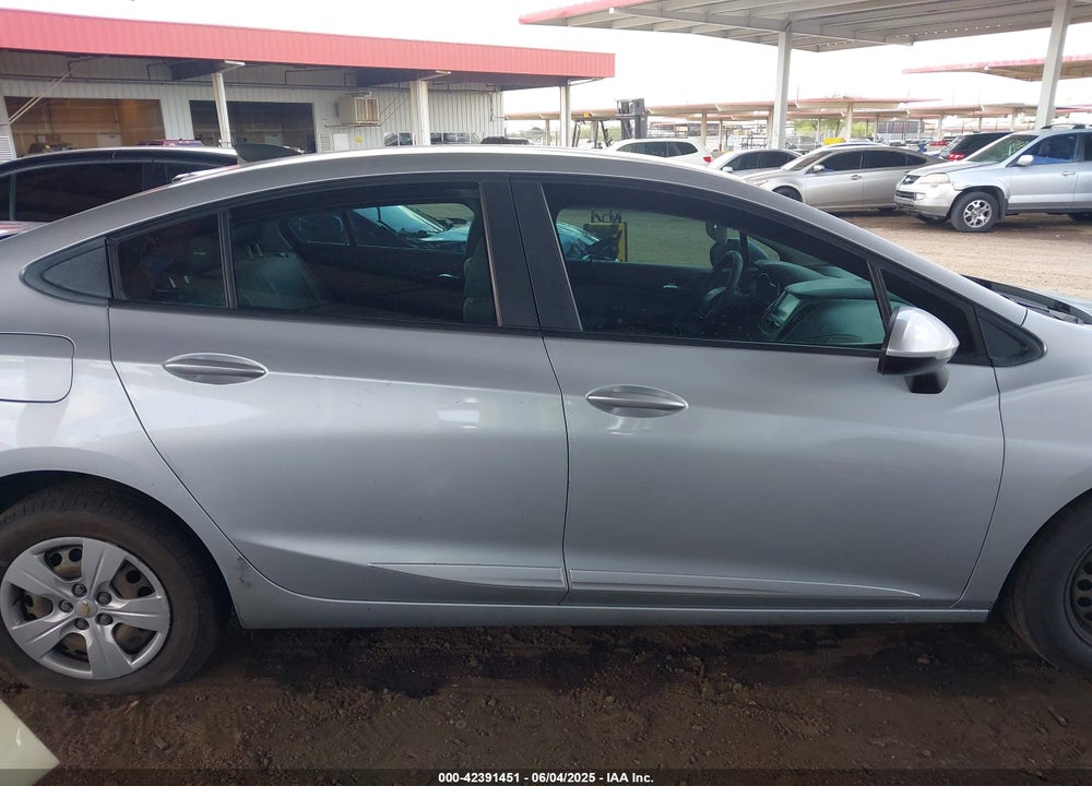 2018 CHEVROLET CRUZE VIN: 1G1BC5SM5J7239932