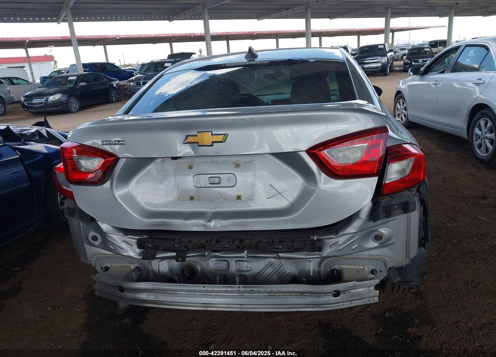 2018 CHEVROLET CRUZE VIN: 1G1BC5SM5J7239932