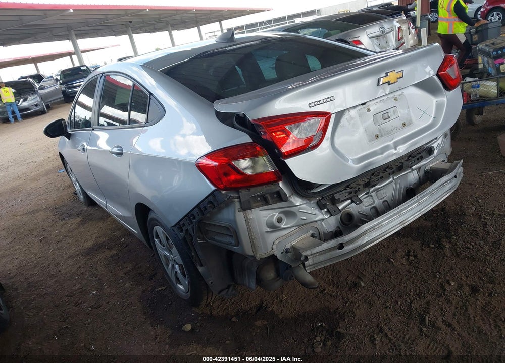 2018 CHEVROLET CRUZE VIN: 1G1BC5SM5J7239932