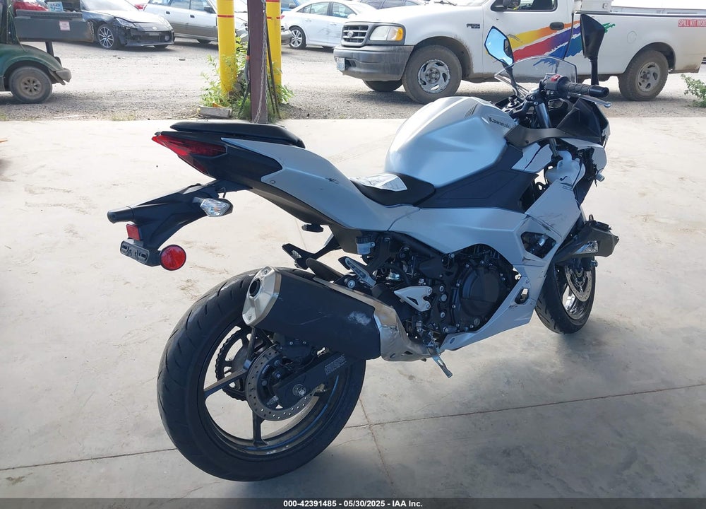 2025 KAWASAKI EX500 VIN: ML5EXGG1XSDA47649