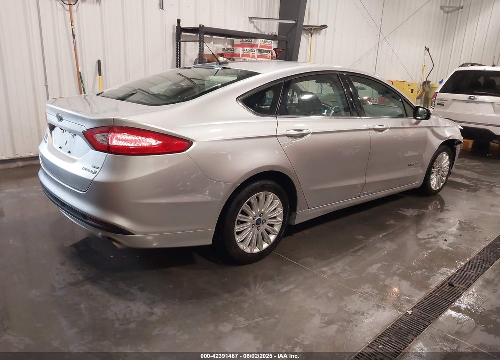 2014 FORD FUSION VIN: 3FA6P0LU1ER227571