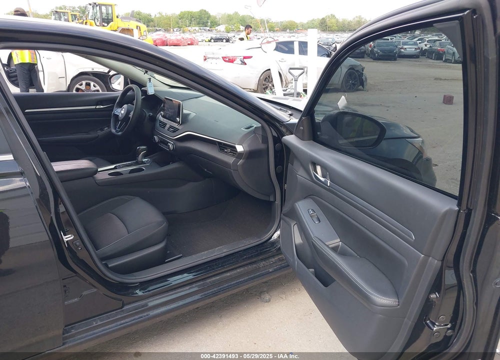 2022 NISSAN ALTIMA SV FWD VIN: 1N4BL4DV5NN326437
