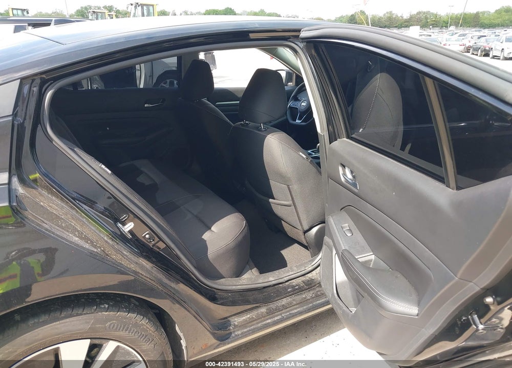 2022 NISSAN ALTIMA SV FWD VIN: 1N4BL4DV5NN326437