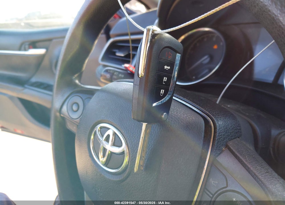2020 TOYOTA CAMRY LE VIN: 4T1C11AK6LU345395