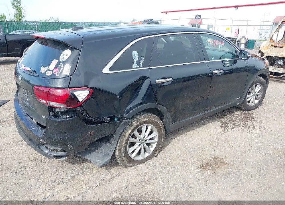 2019 KIA SORENTO VIN: 5XYPGDA31KG566112