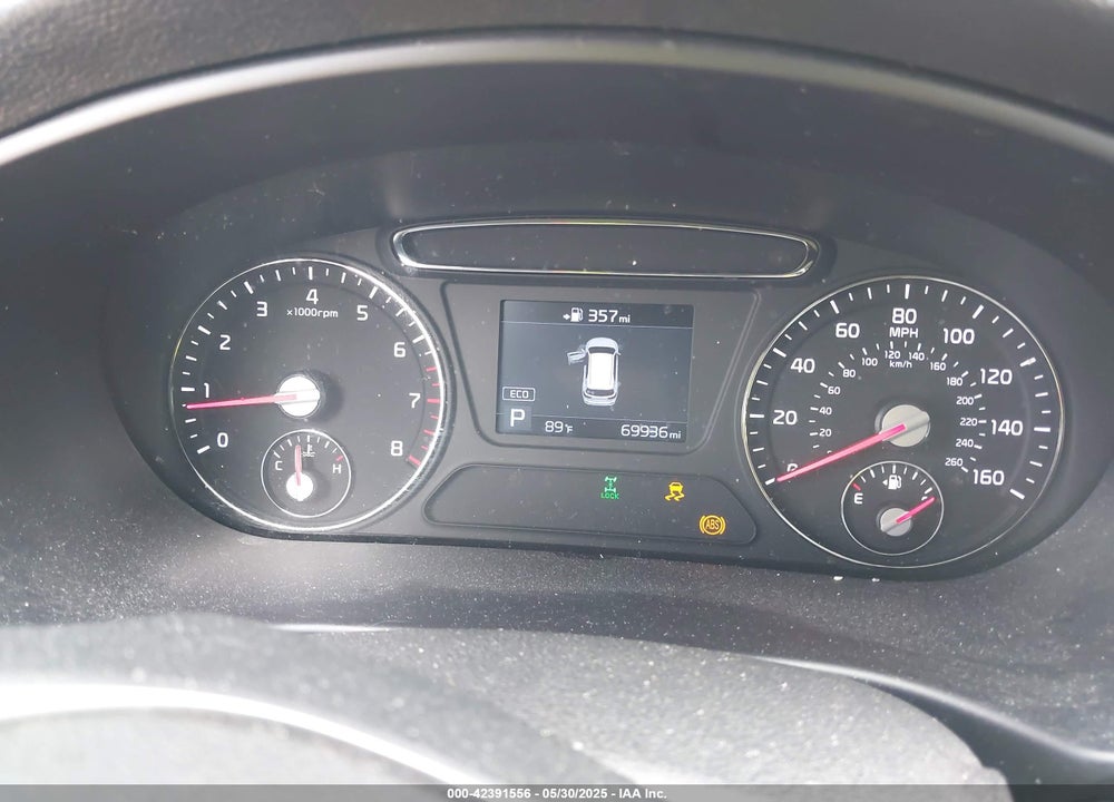 2019 KIA SORENTO VIN: 5XYPGDA31KG566112