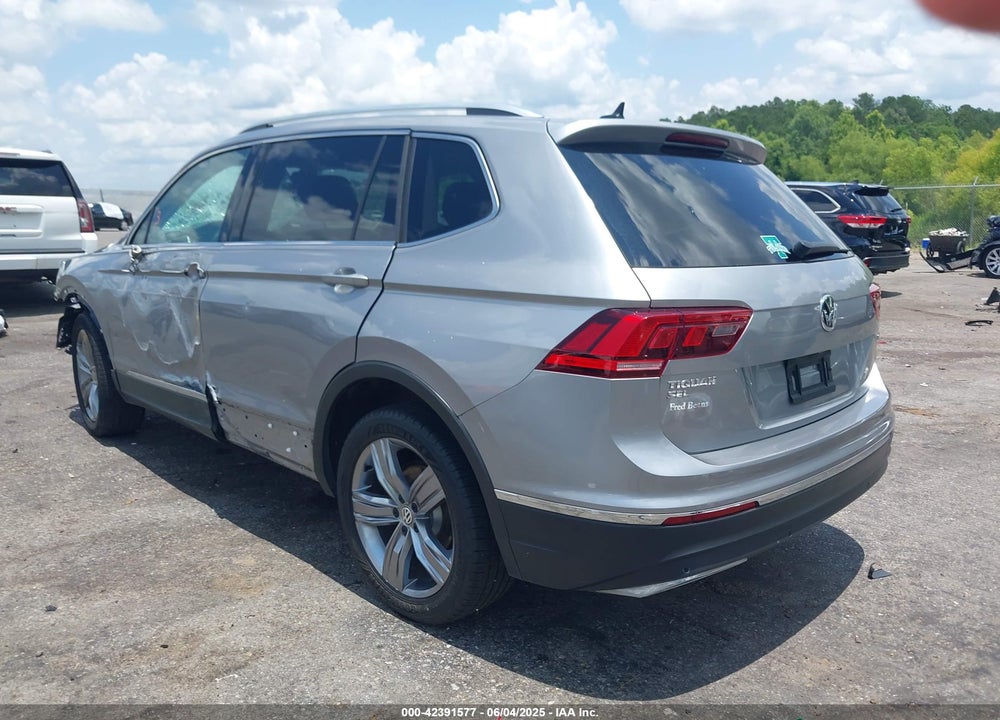 2020 VOLKSWAGEN TIGUAN VIN: 3VV2B7AXXLM022016