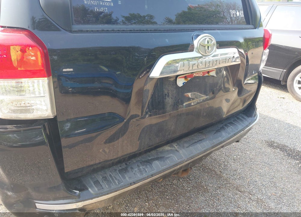 2011 TOYOTA 4RUNNER VIN: JTEBU5JR1B5068560