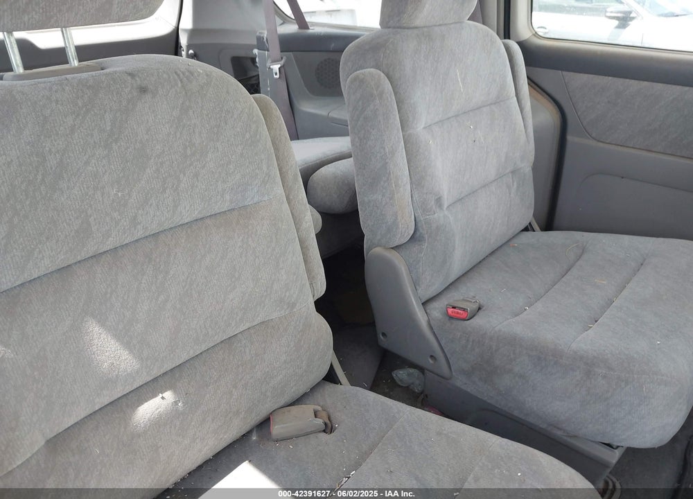 2000 HONDA ODYSSEY EX VIN: 2HKRL1866YH522868