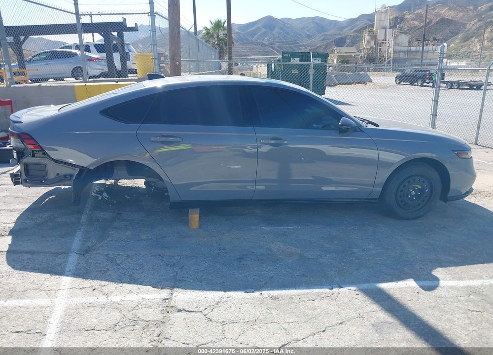 2025 HONDA ACCORD HYBRID SPORT-L VIN: 1HGCY2F77SA020573