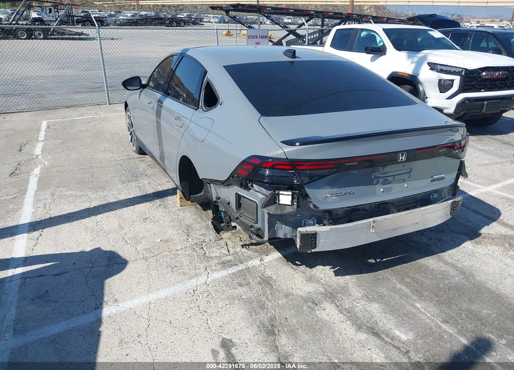 2025 HONDA ACCORD HYBRID SPORT-L VIN: 1HGCY2F77SA020573