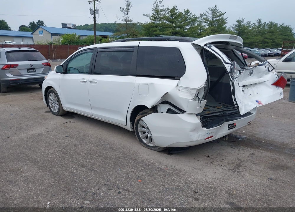 2013 TOYOTA SIENNA XLE 7 PASSENGER VIN: 5TDDK3DC5DS051336