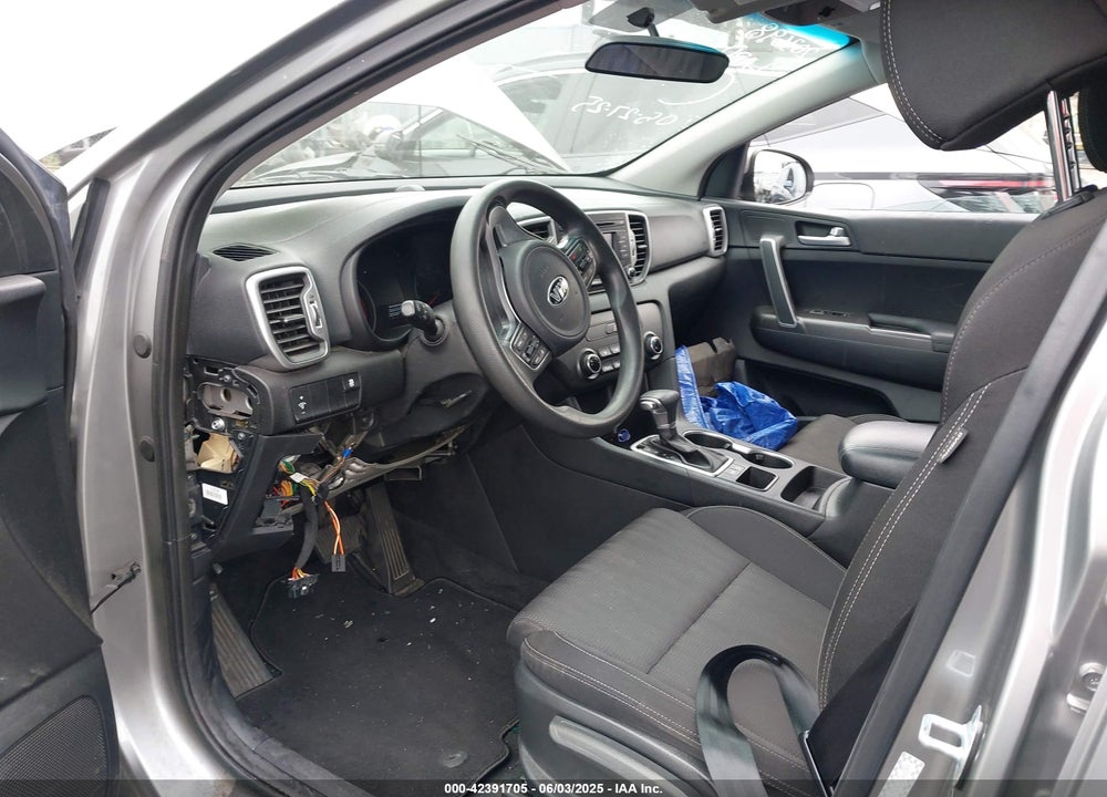 2019 KIA SPORTAGE LX VIN: KNDPM3AC2K7619996