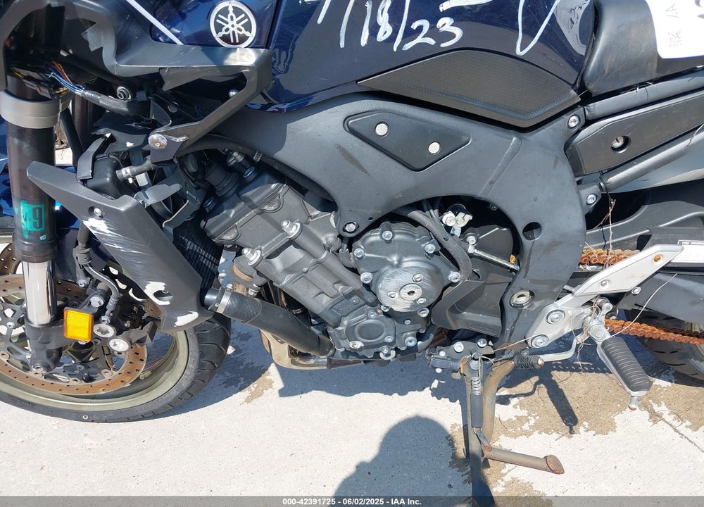 2009 YAMAHA FZ1 S VIN: JYARN17E59A006492
