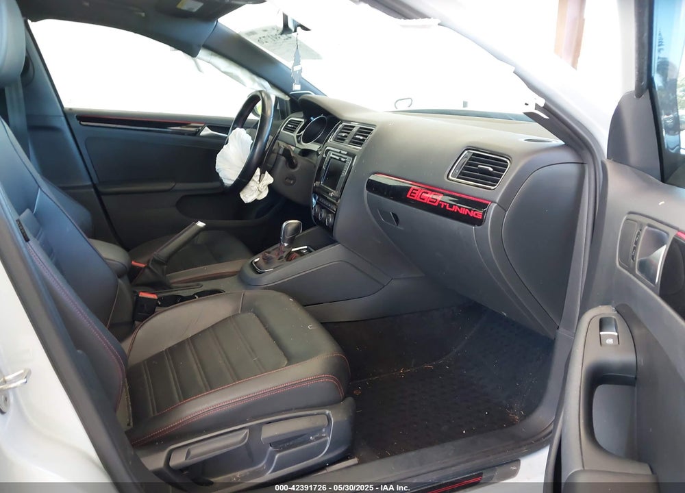 2017 VOLKSWAGEN JETTA GLI VIN: 3VW4T7AJ4HM407124