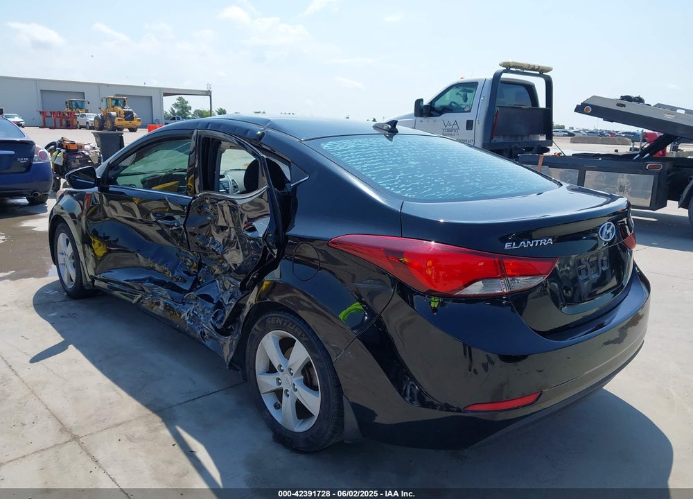 2016 HYUNDAI ELANTRA VIN: KMHDH4AE1GU601976