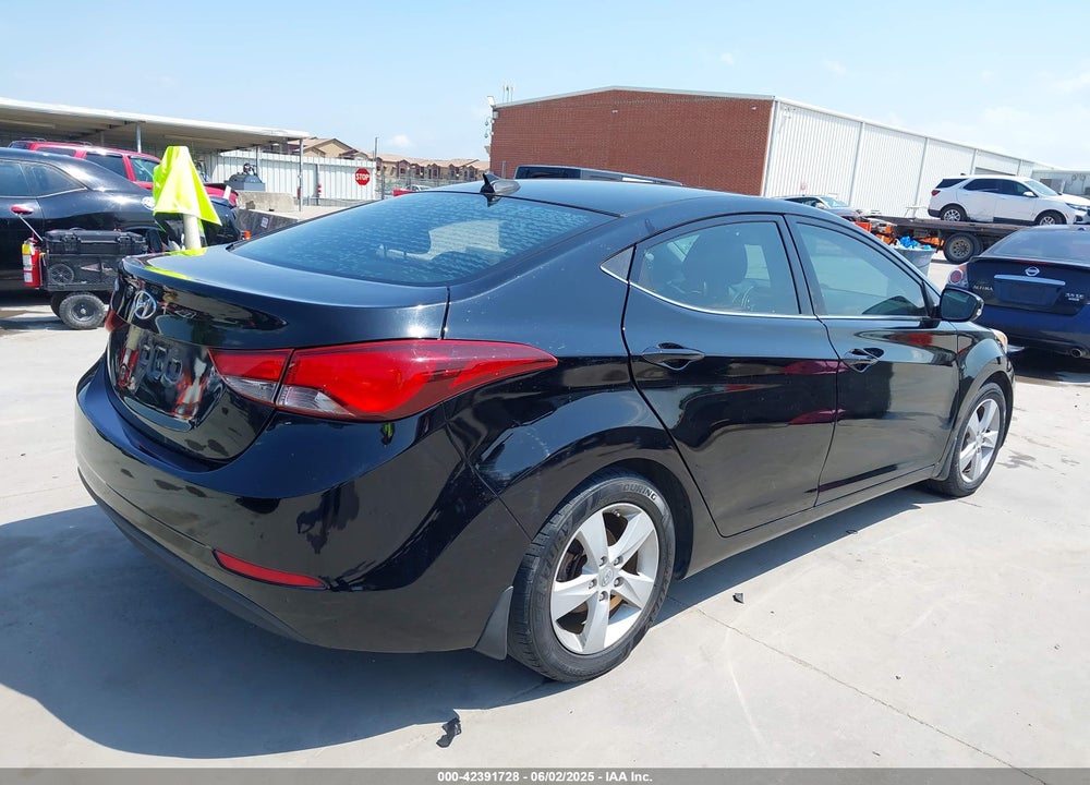 2016 HYUNDAI ELANTRA VIN: KMHDH4AE1GU601976