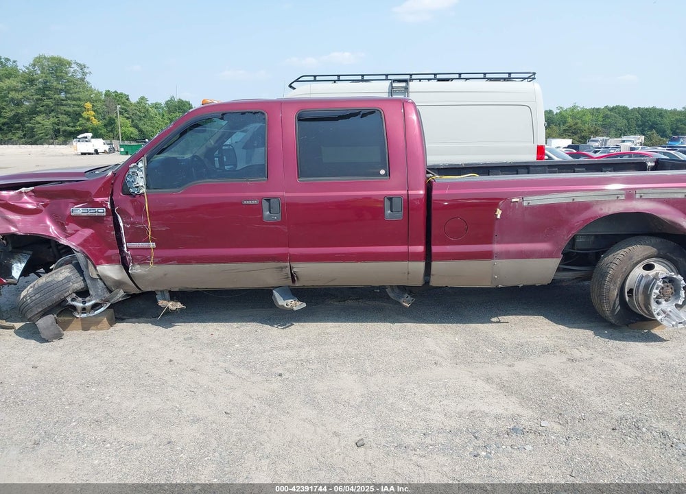 2005 FORD F-350 LARIAT/XL/XLT VIN: 1FTWW32P75EB10378