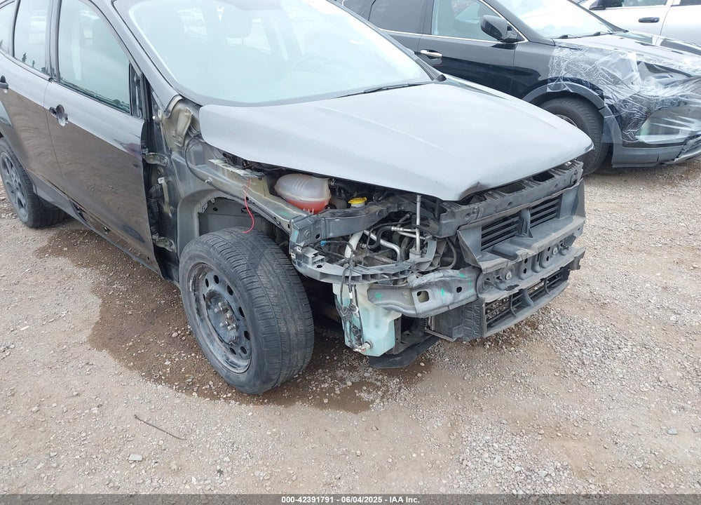 2018 FORD ESCAPE S VIN: 1FMCU0F75JUA10261