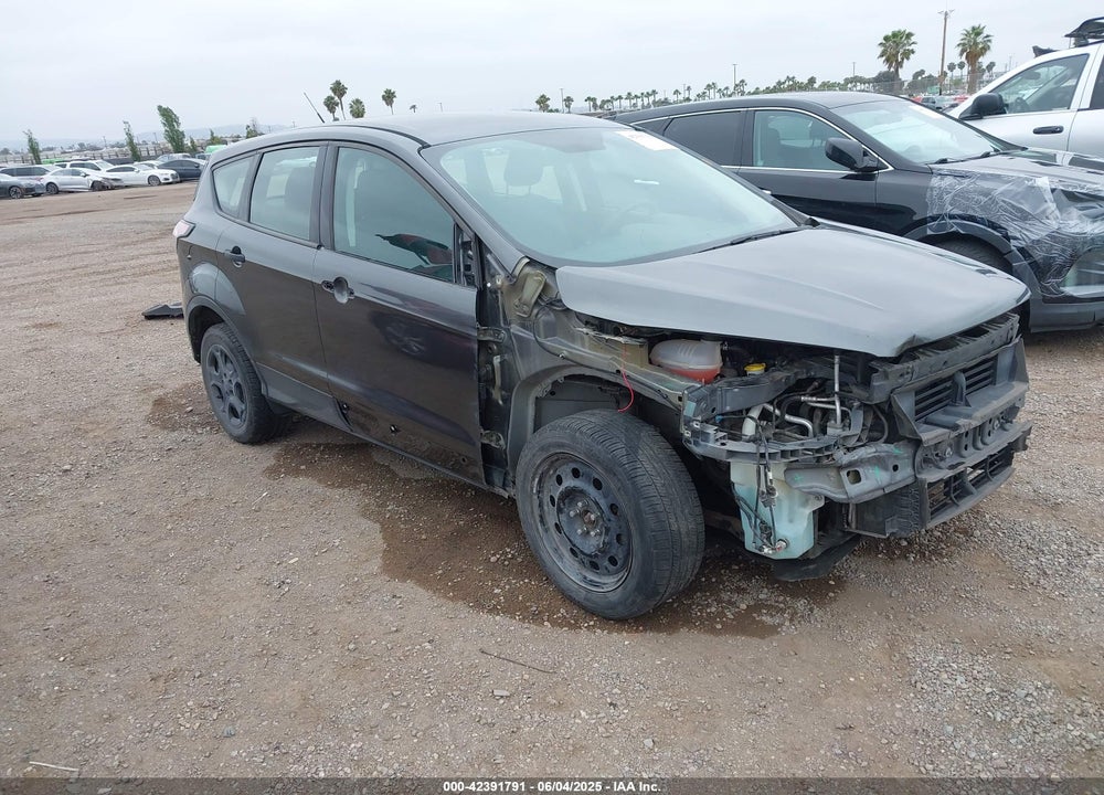 2018 FORD ESCAPE S VIN: 1FMCU0F75JUA10261