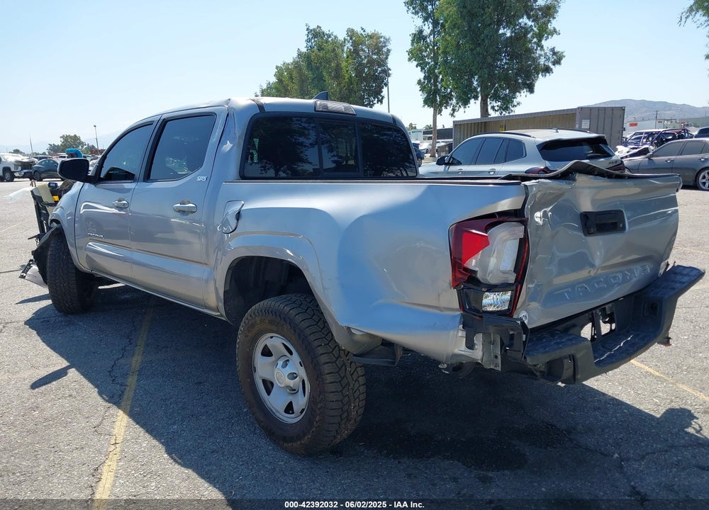 2018 TOYOTA TACOMA SR5 VIN: 5TFAX5GN2JX103685