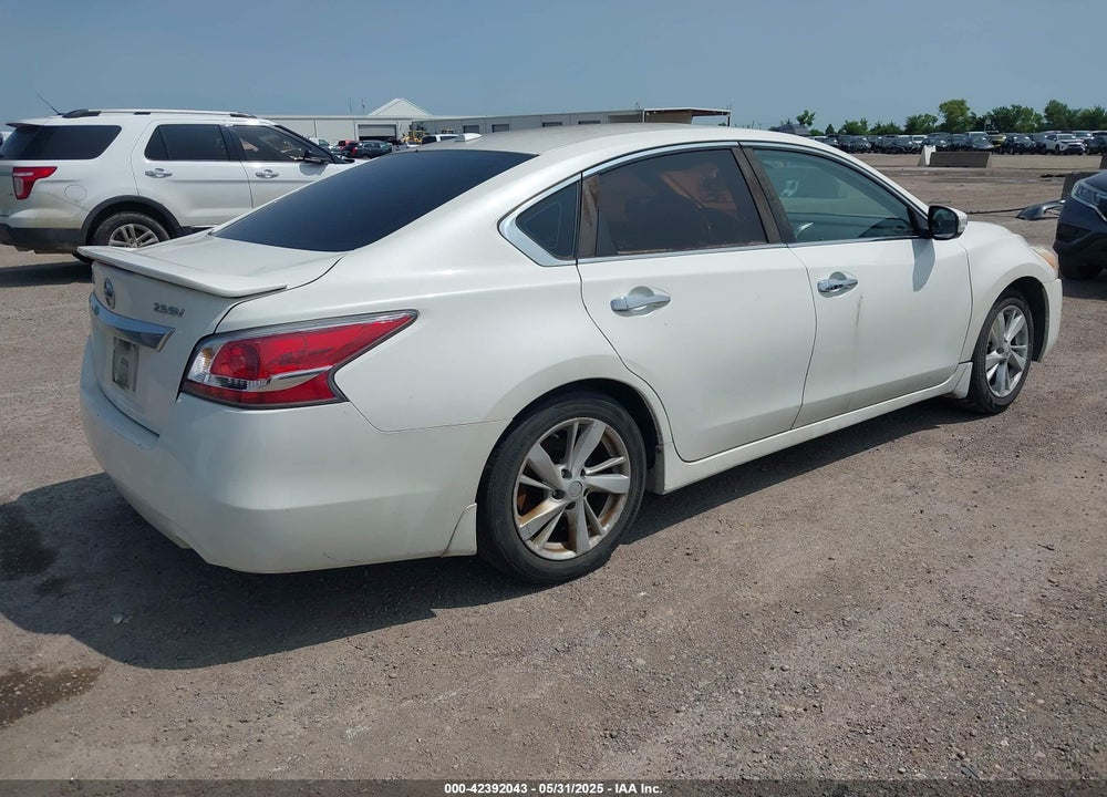 2015 NISSAN ALTIMA VIN: 1N4AL3AP1FC594152