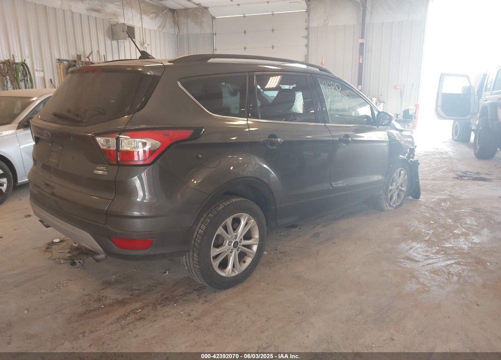 2018 FORD ESCAPE VIN: 1FMCU9HD5JUA96095