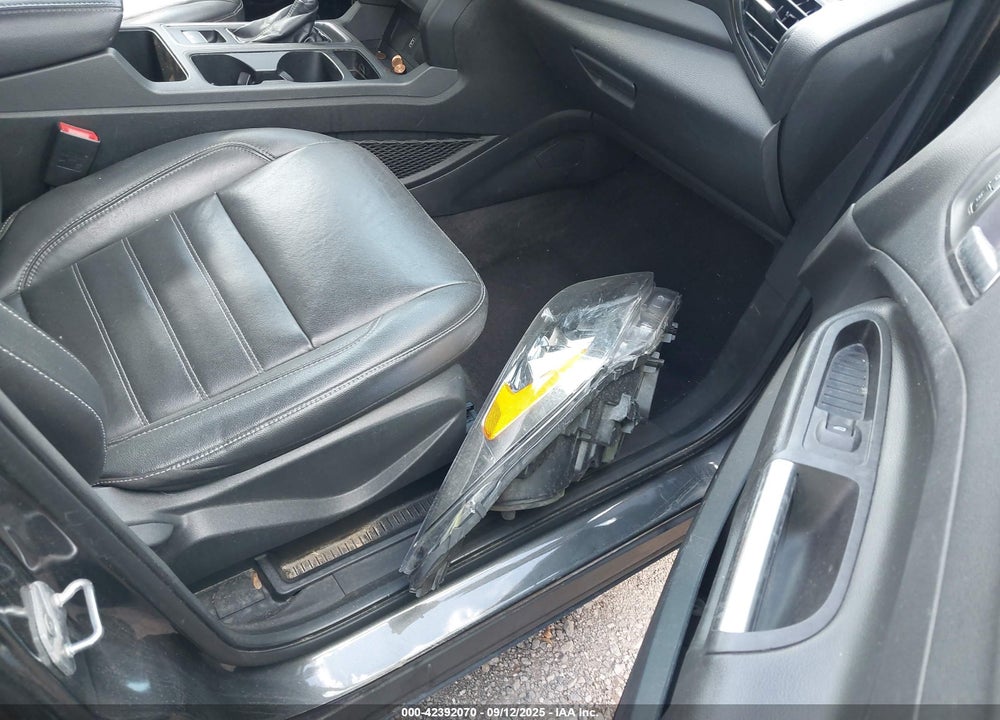 2018 FORD ESCAPE VIN: 1FMCU9HD5JUA96095