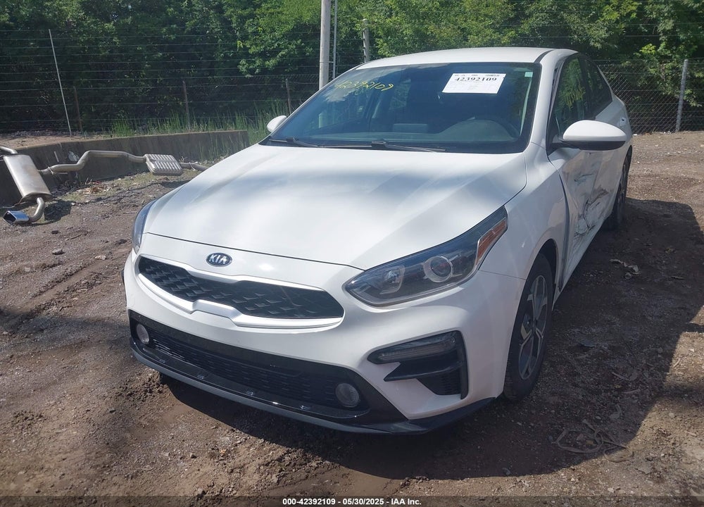 2021 KIA FORTE VIN: 3KPF24ADXME362489