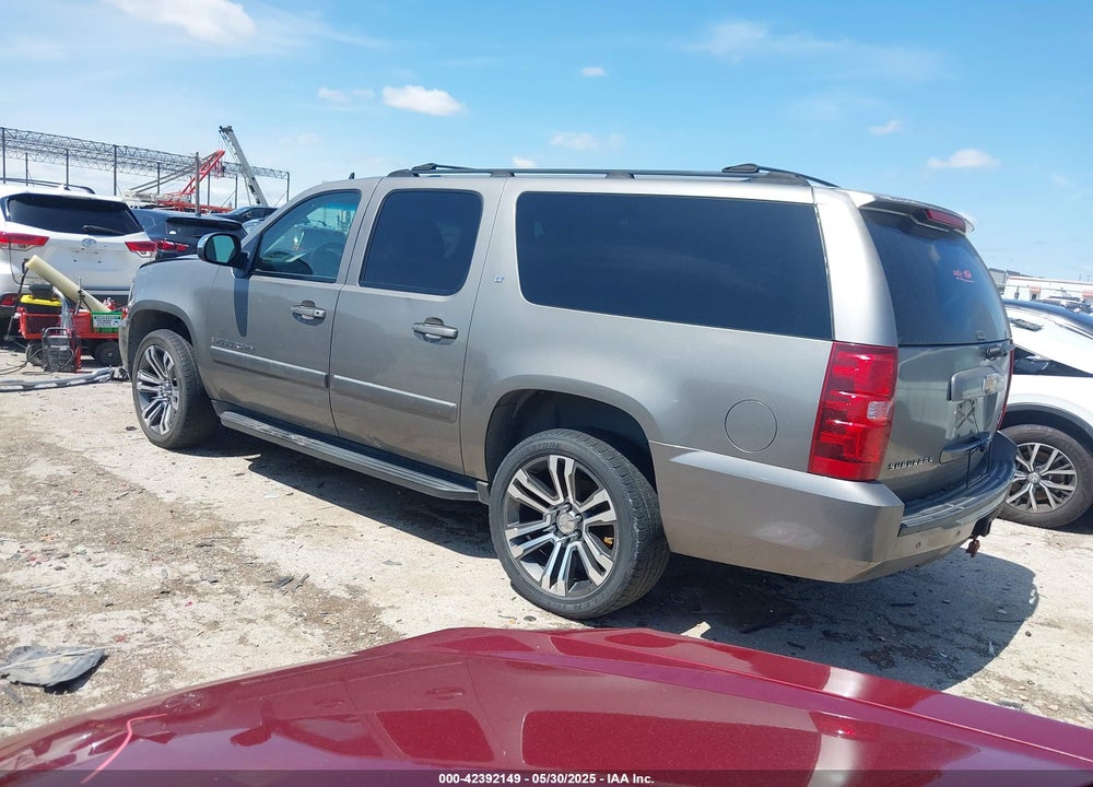 2007 CHEVROLET SUBURBAN 1500 LT VIN: 1GNFC16JX7J167291