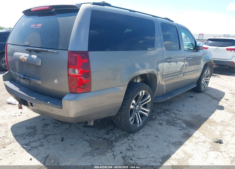2007 CHEVROLET SUBURBAN 1500 LT VIN: 1GNFC16JX7J167291
