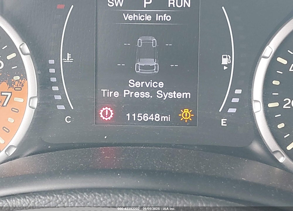 2017 JEEP RENEGADE VIN: ZACCJBBB8HPF83864