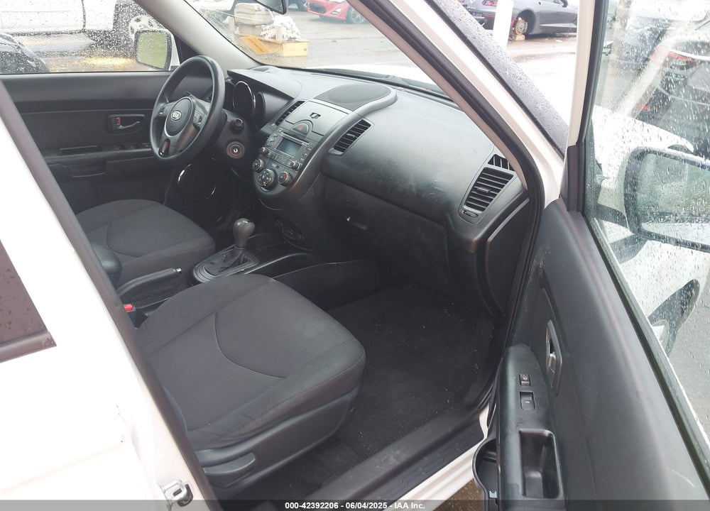 2011 KIA SOUL VIN: KNDJT2A25B7331772