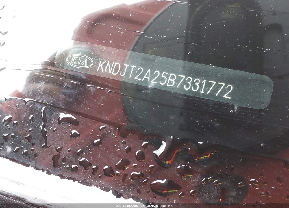 2011 KIA SOUL VIN: KNDJT2A25B7331772