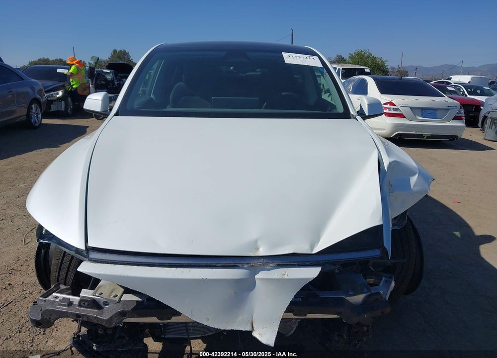2026 TESLA MODEL Y VIN: 7SAYGDEE8TF347983