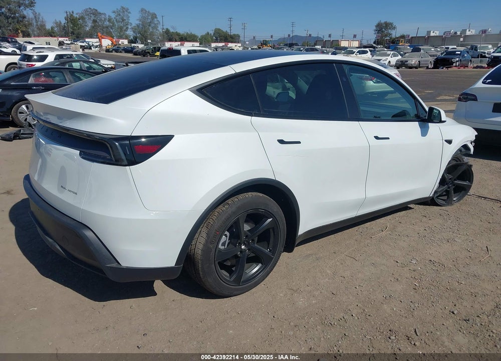 2026 TESLA MODEL Y VIN: 7SAYGDEE8TF347983