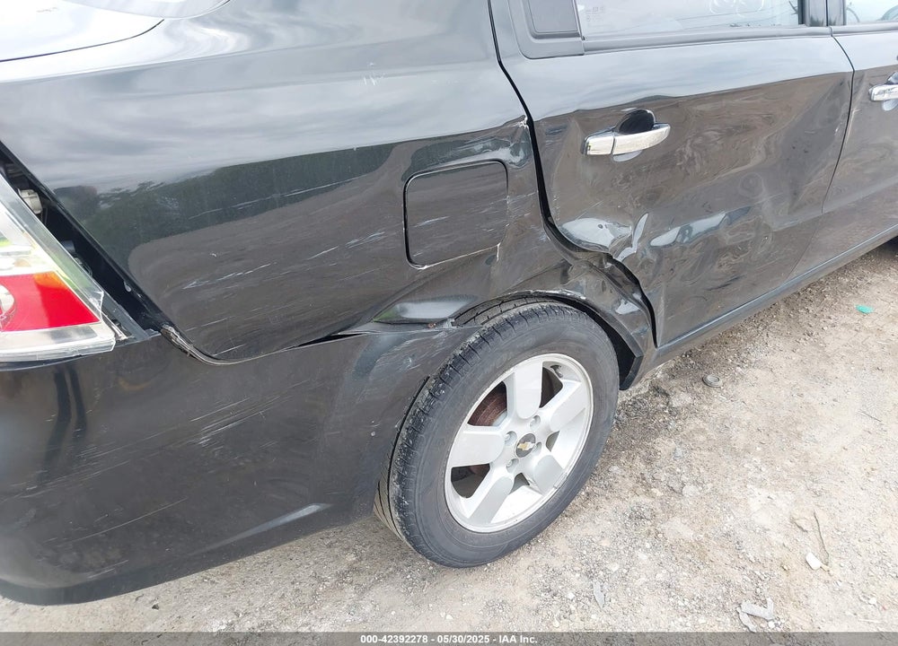 2008 CHEVROLET AVEO LT VIN: KL1TG56638B063246