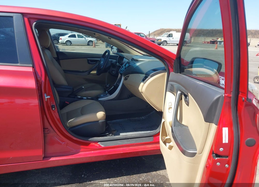 2013 HYUNDAI ELANTRA LIMITED VIN: KMHDH4AE6DU945833