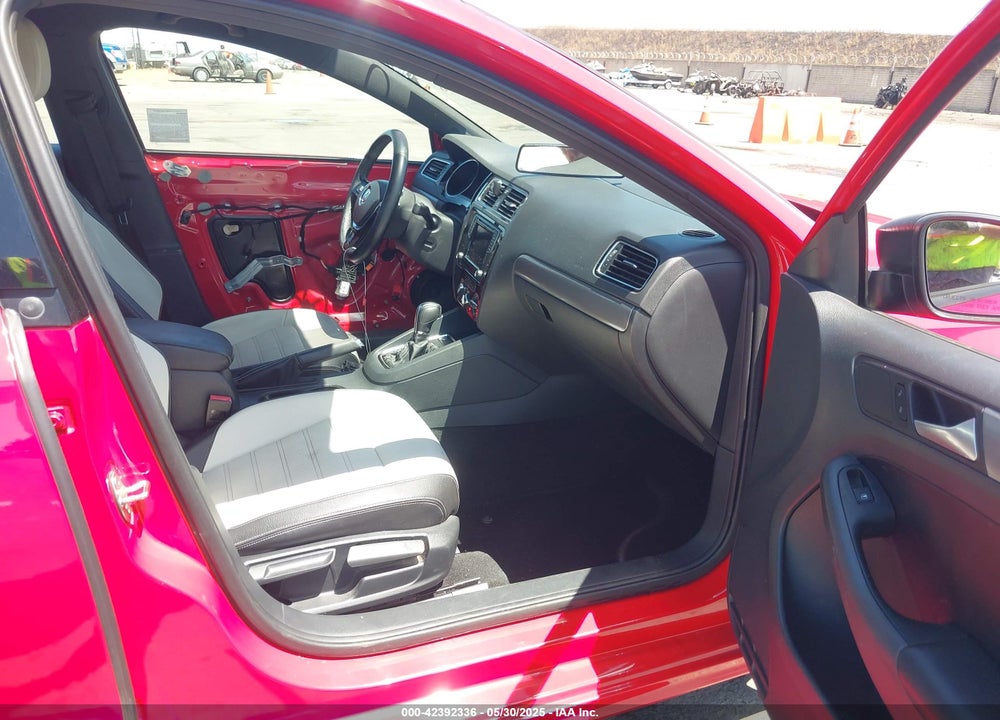 2016 VOLKSWAGEN JETTA 1.8T SPORT VIN: 3VWD17AJ0GM275032