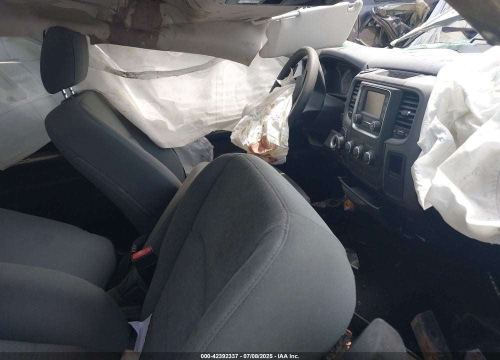 2019 RAM 1500 CLASSIC TRADESMAN 4X2 6'4 BOX VIN: 1C6RR6FTXKS745452