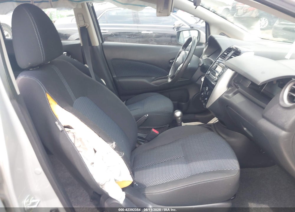 2015 NISSAN VERSA NOTE VIN: 3N1CE2CP9FL421295