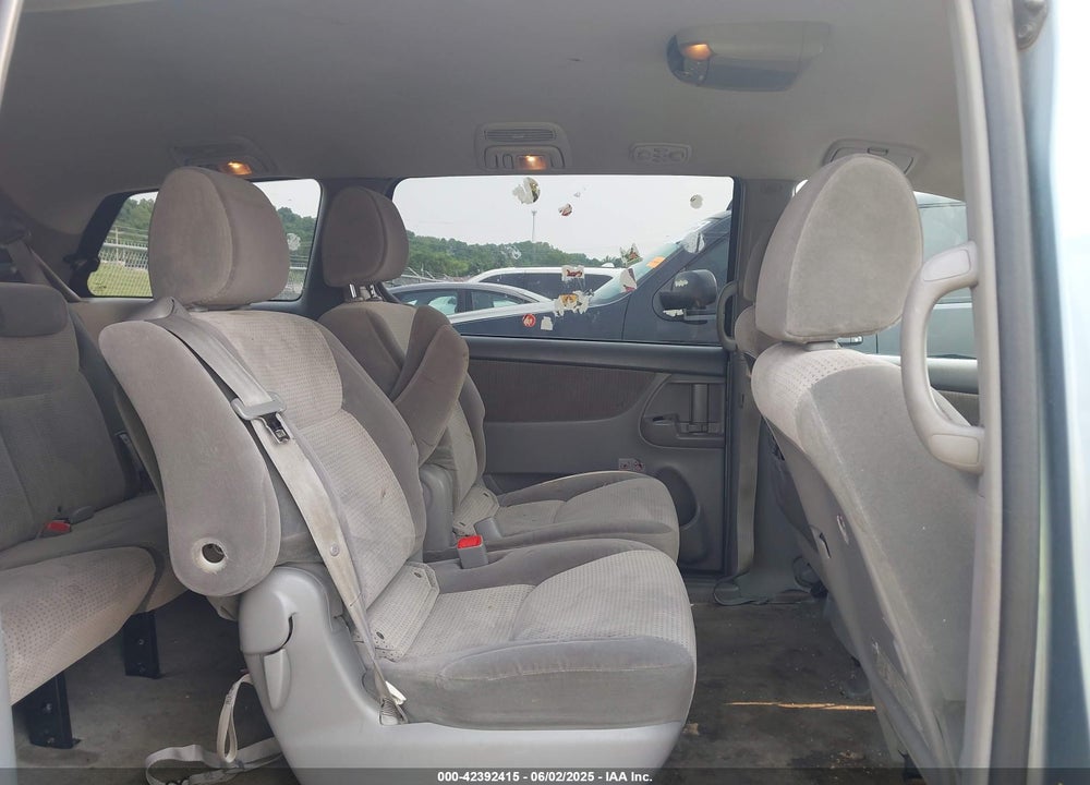 2010 TOYOTA SIENNA LE VIN: 5TDKK4CC0AS312155