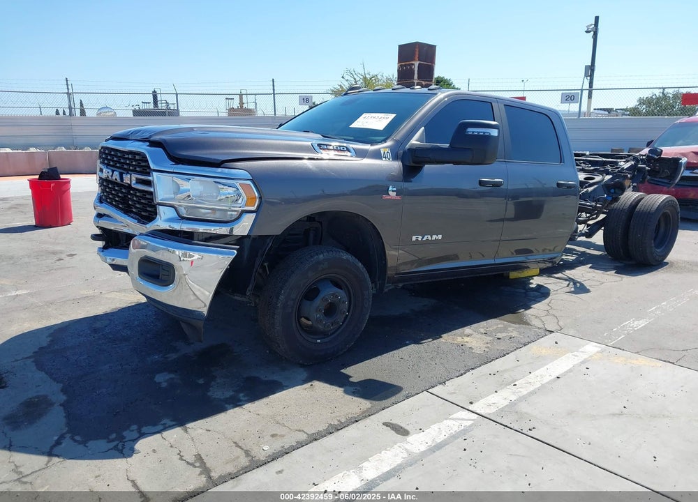2023 RAM 3500 BIG HORN  4X4 8' BOX VIN: 3C63RRHL6PG542206