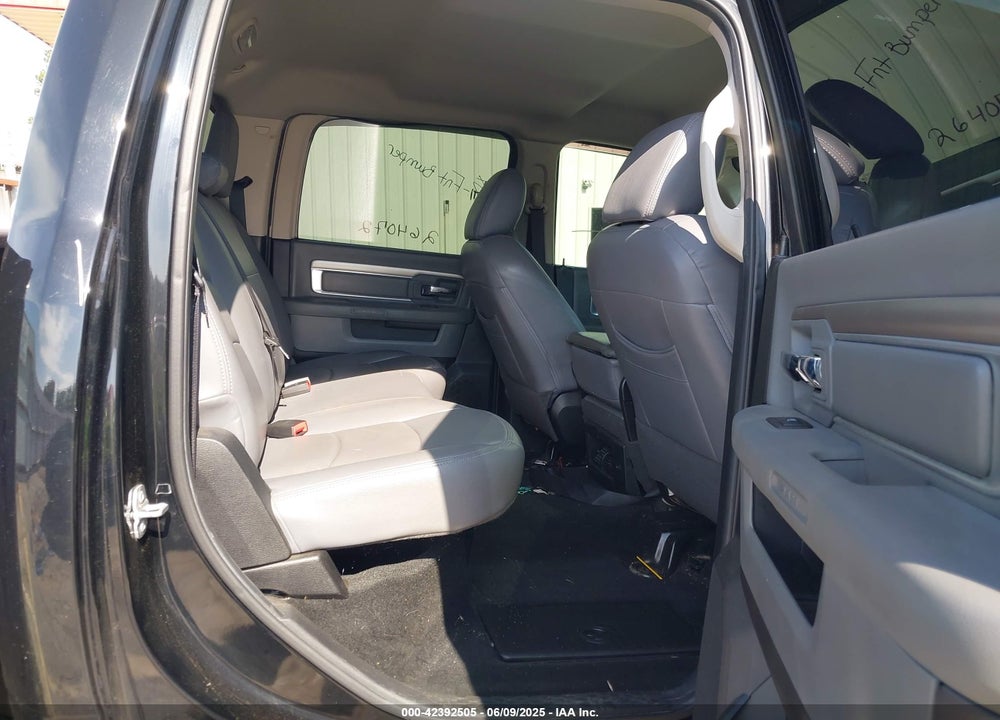 2014 RAM 2500 VIN: 3C6UR5DL1EG264072