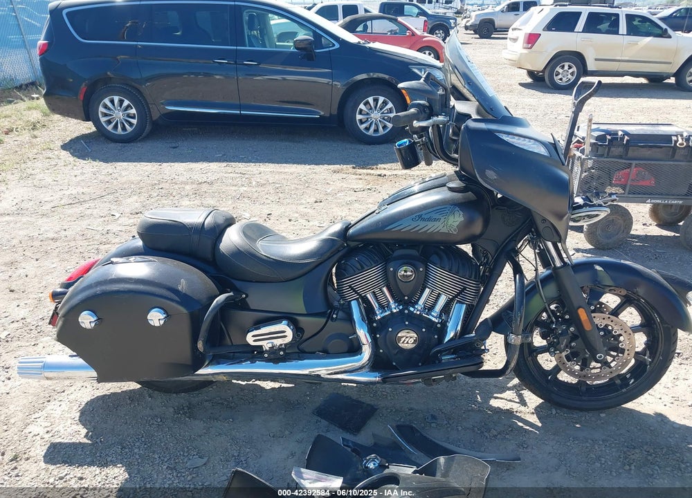 2018 INDIAN MOTORCYCLE CO. CHIEFTAIN DARK HORSE VIN: 56KTCDAA0J3367414