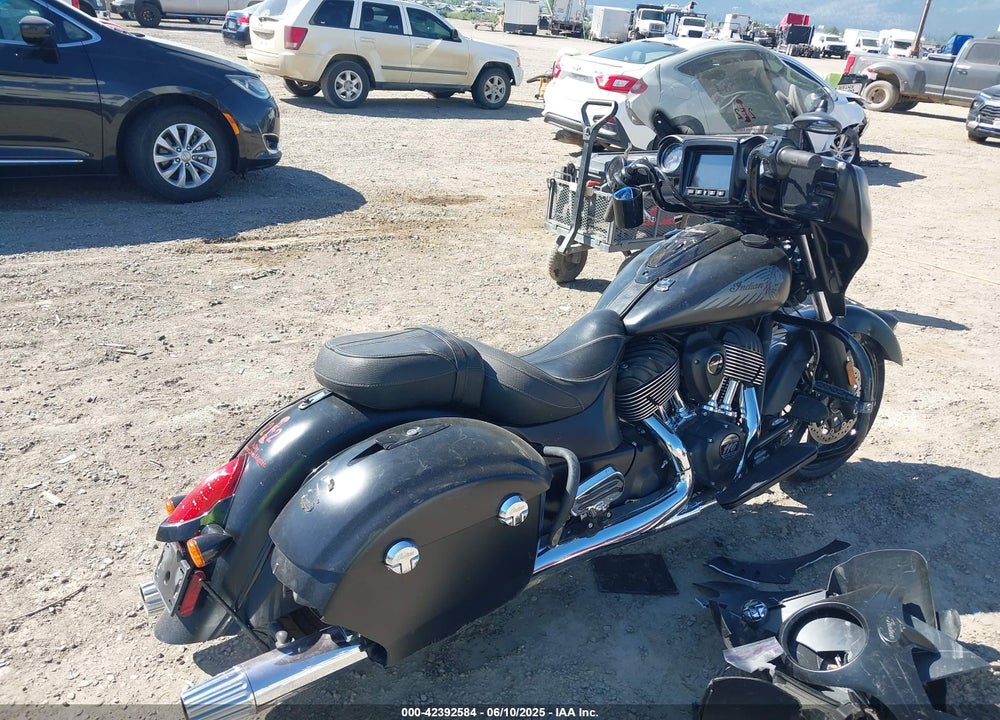 2018 INDIAN MOTORCYCLE CO. CHIEFTAIN DARK HORSE VIN: 56KTCDAA0J3367414
