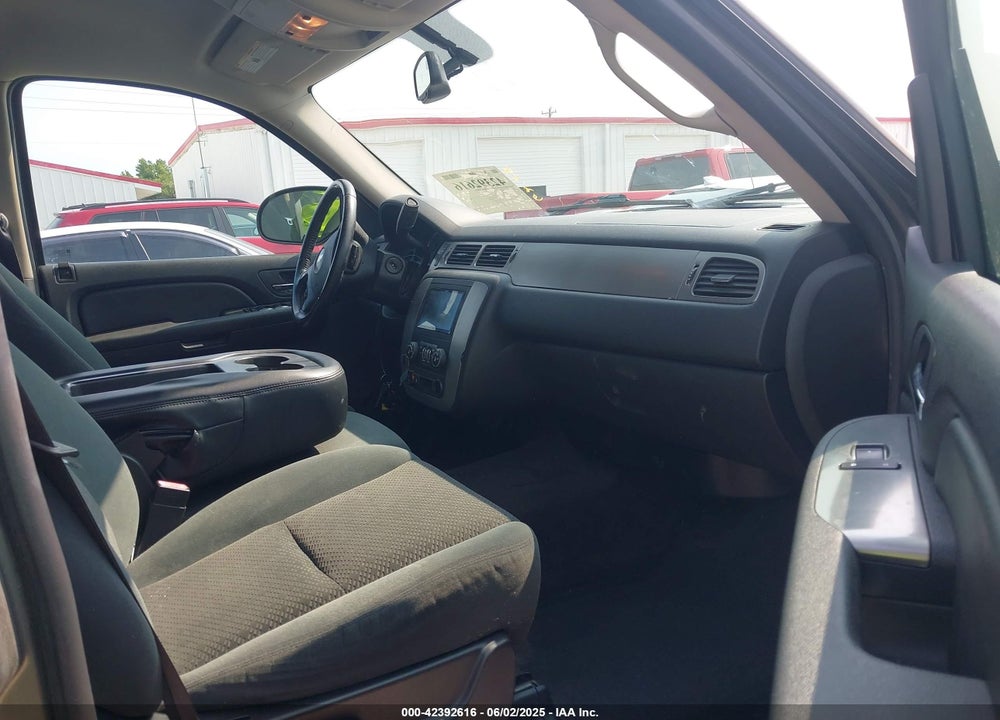 2007 CHEVROLET TAHOE LS VIN: 1GNFC13C17J346292