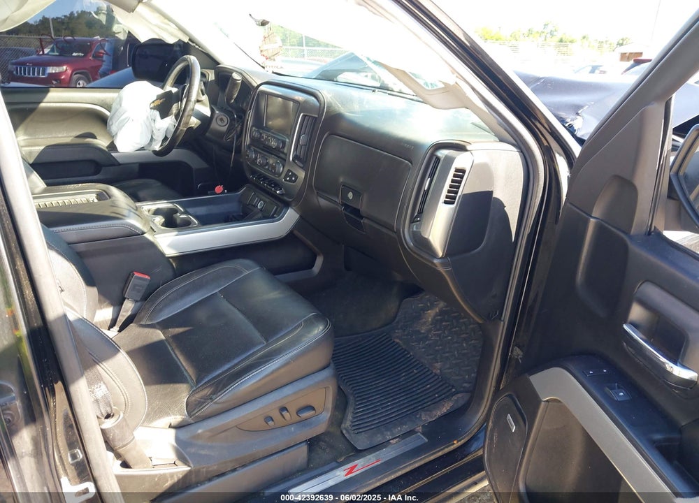 2018 CHEVROLET SILVERADO 1500 2LZ VIN: 1GCVKSEC5JZ143845
